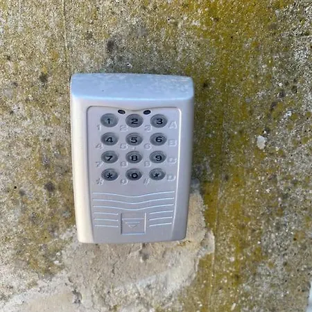 Coccole In Villa, Close To Outlet * 세라발레스크리비아