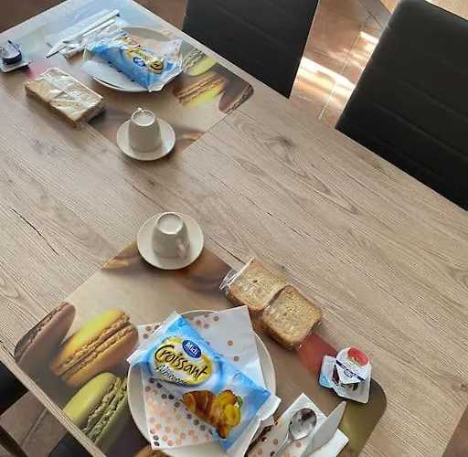 Lejlighed Coccole In Villa, Close To Outlet *